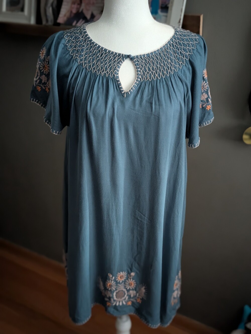 THML Embroidered Smocked Neck Keyhole Dress Small Teal Blue Floral Boho Shift - Picture 1 of 6